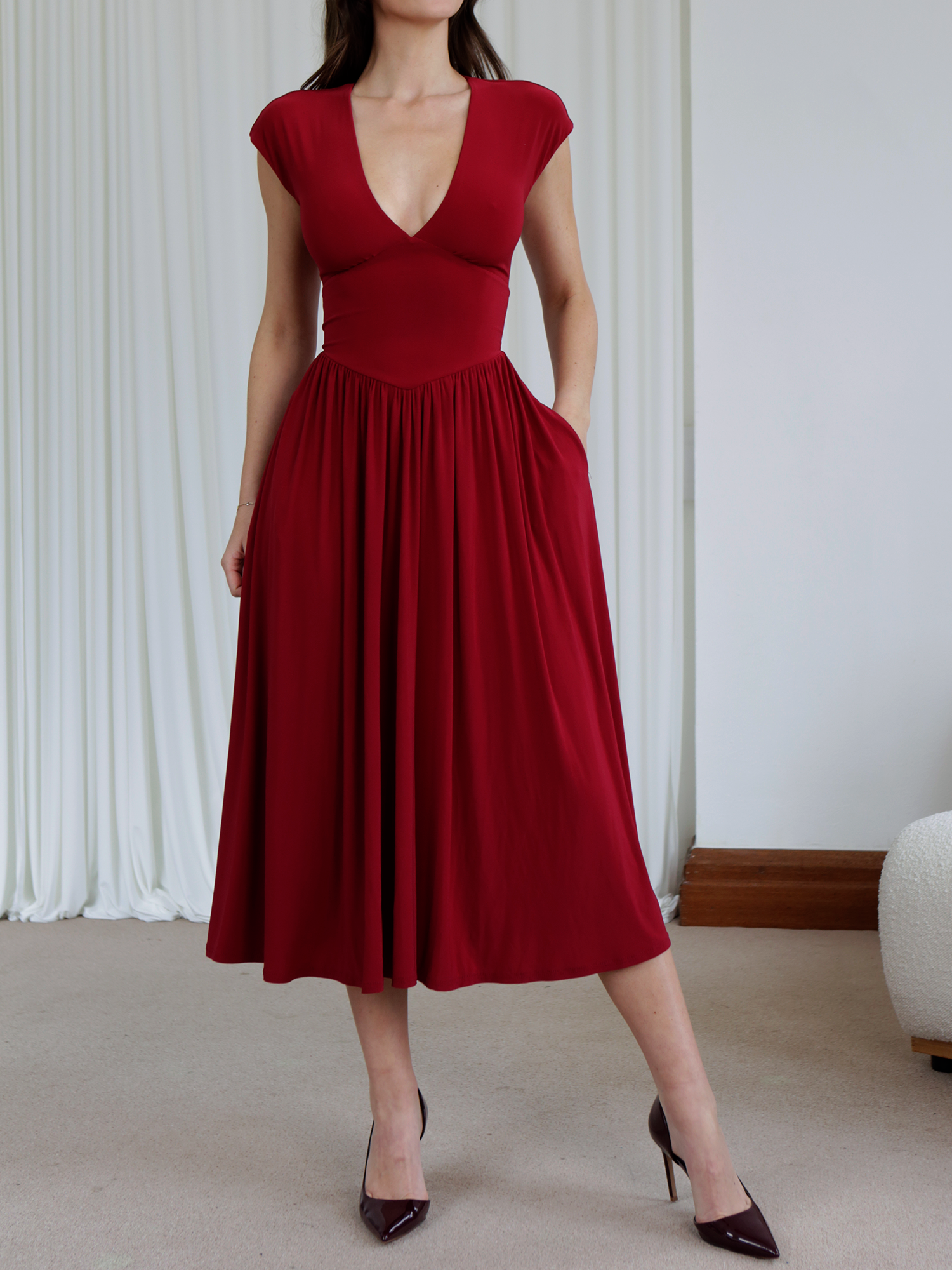 Wisteria Dress: Elegant & Versatile Style