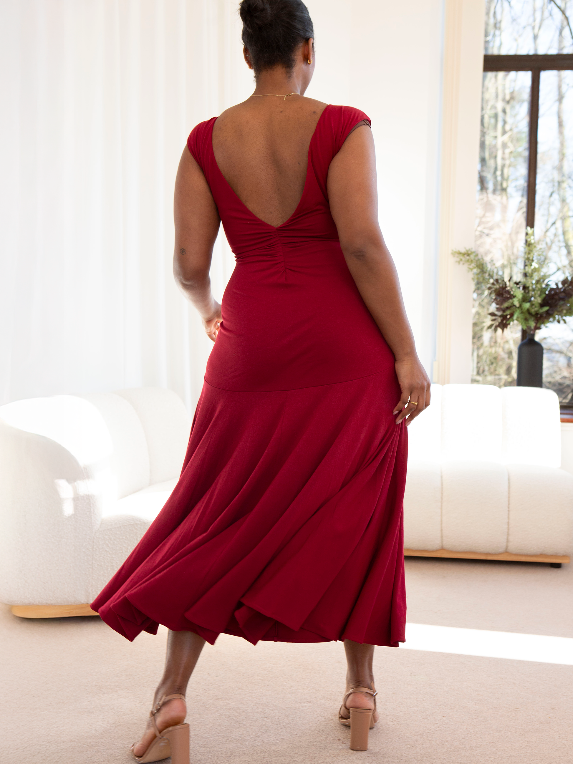 Angelina Maxi Dress: Effortless Elegance for Special Occasions