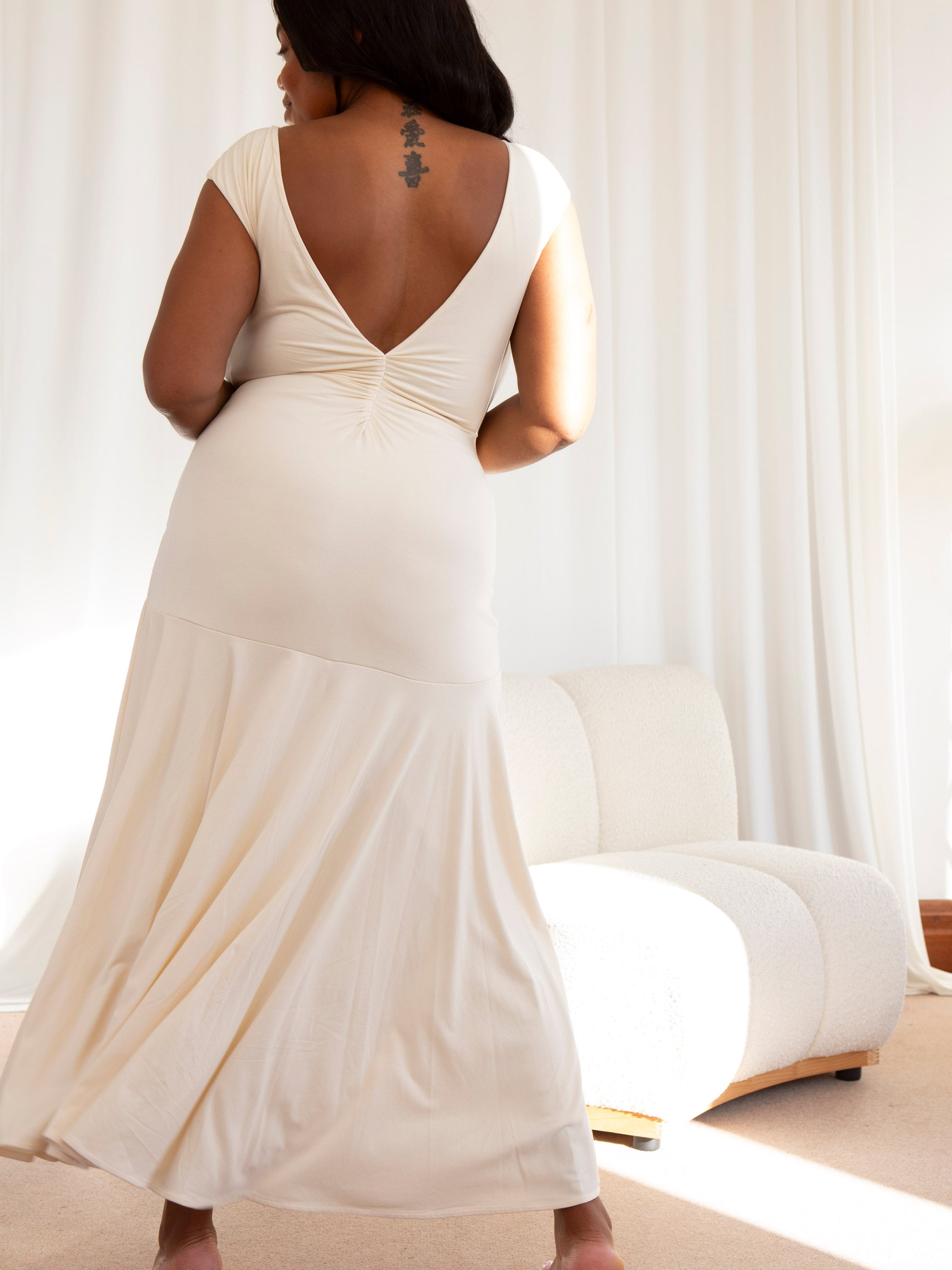 Angelina Maxi Dress: Effortless Elegance for Special Occasions