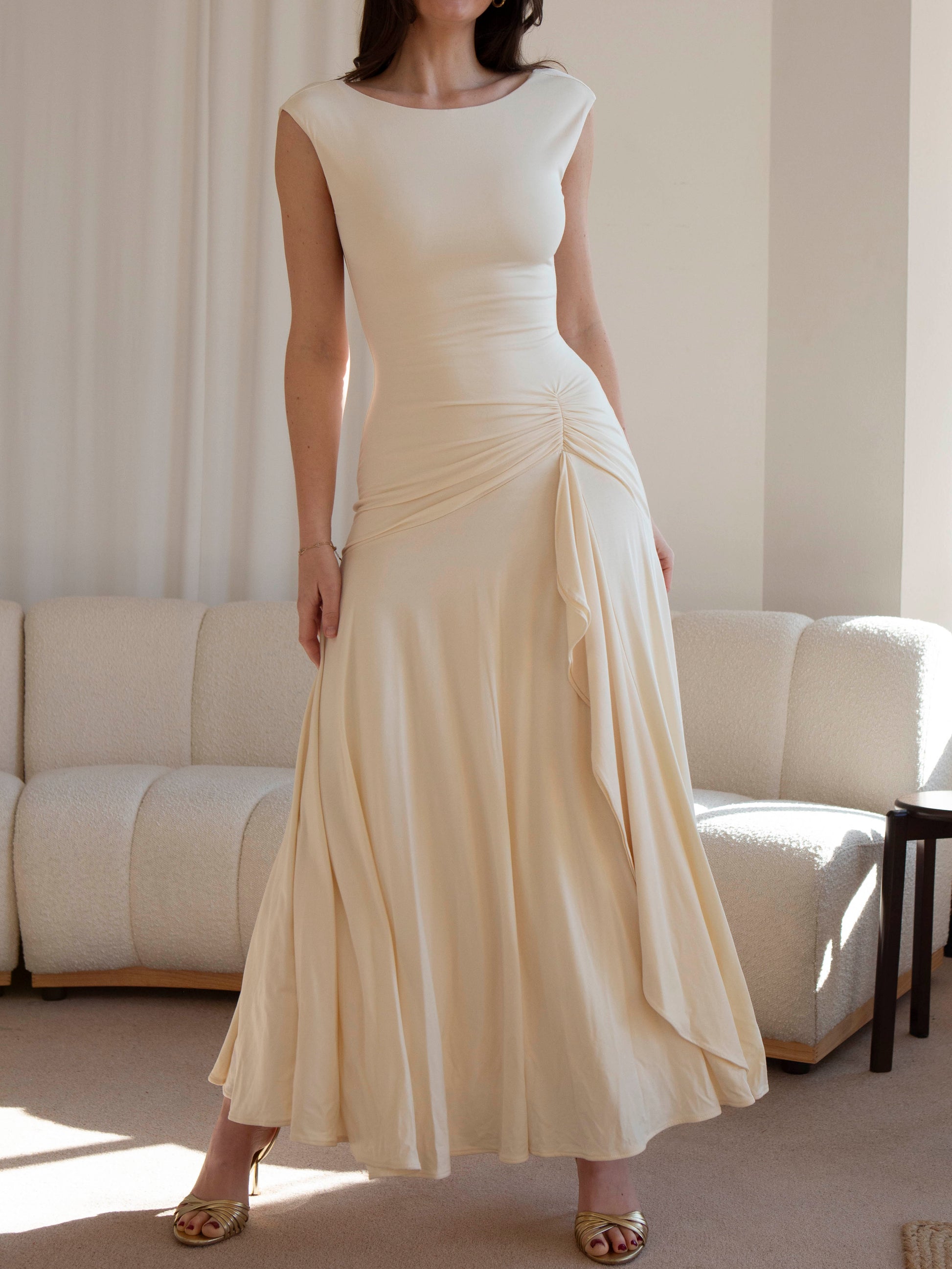 Angelina Maxi Dress: Effortless Elegance for Special Occasions