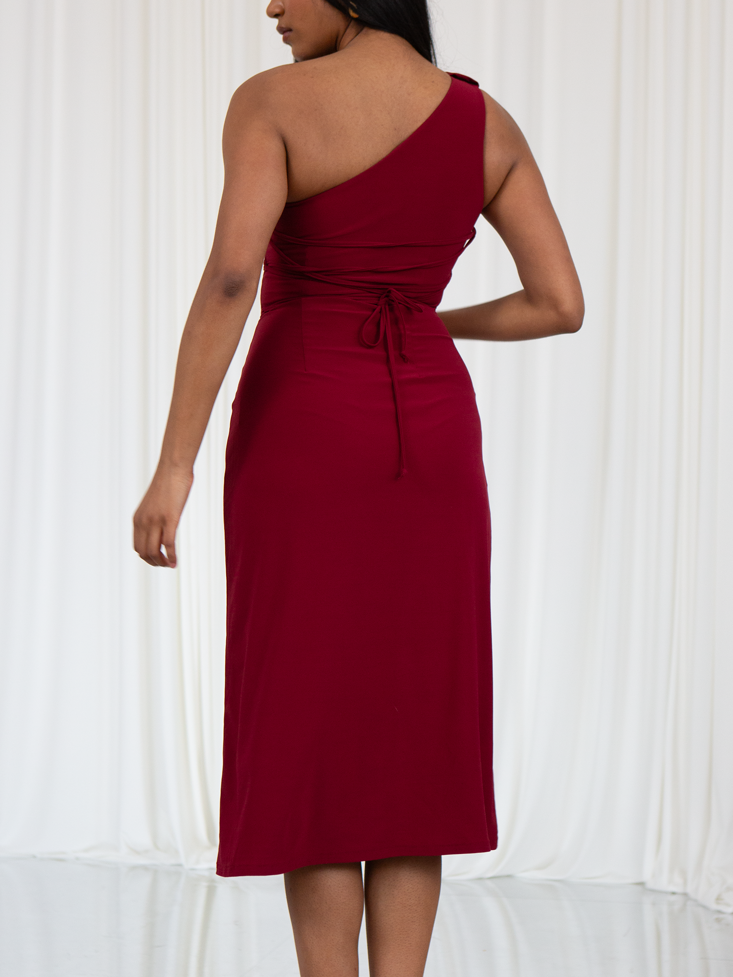 Astoria Dress: Timeless Elegance & Versatility