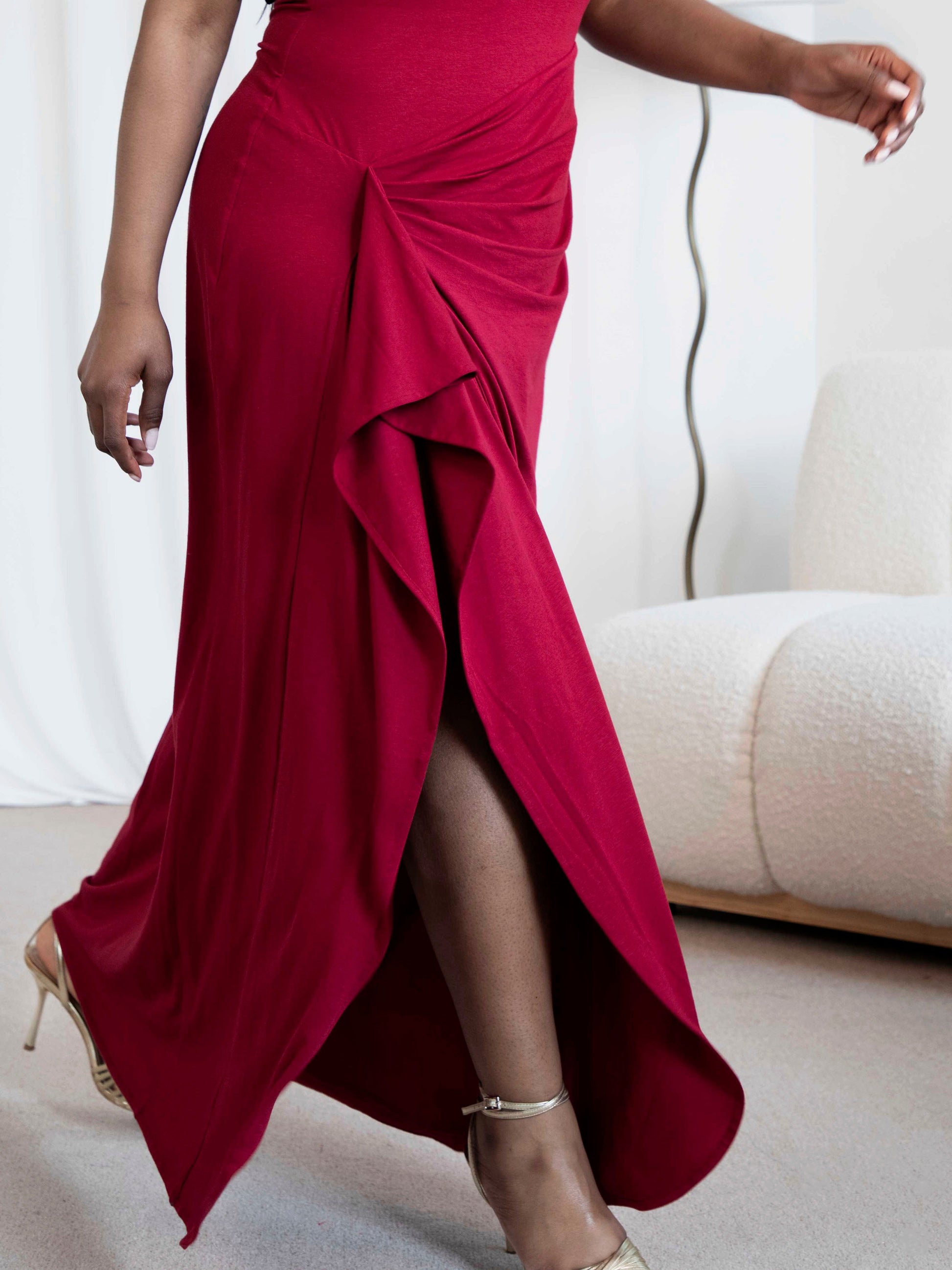 Athena Dress: Sculpting Comfort & Chic Style