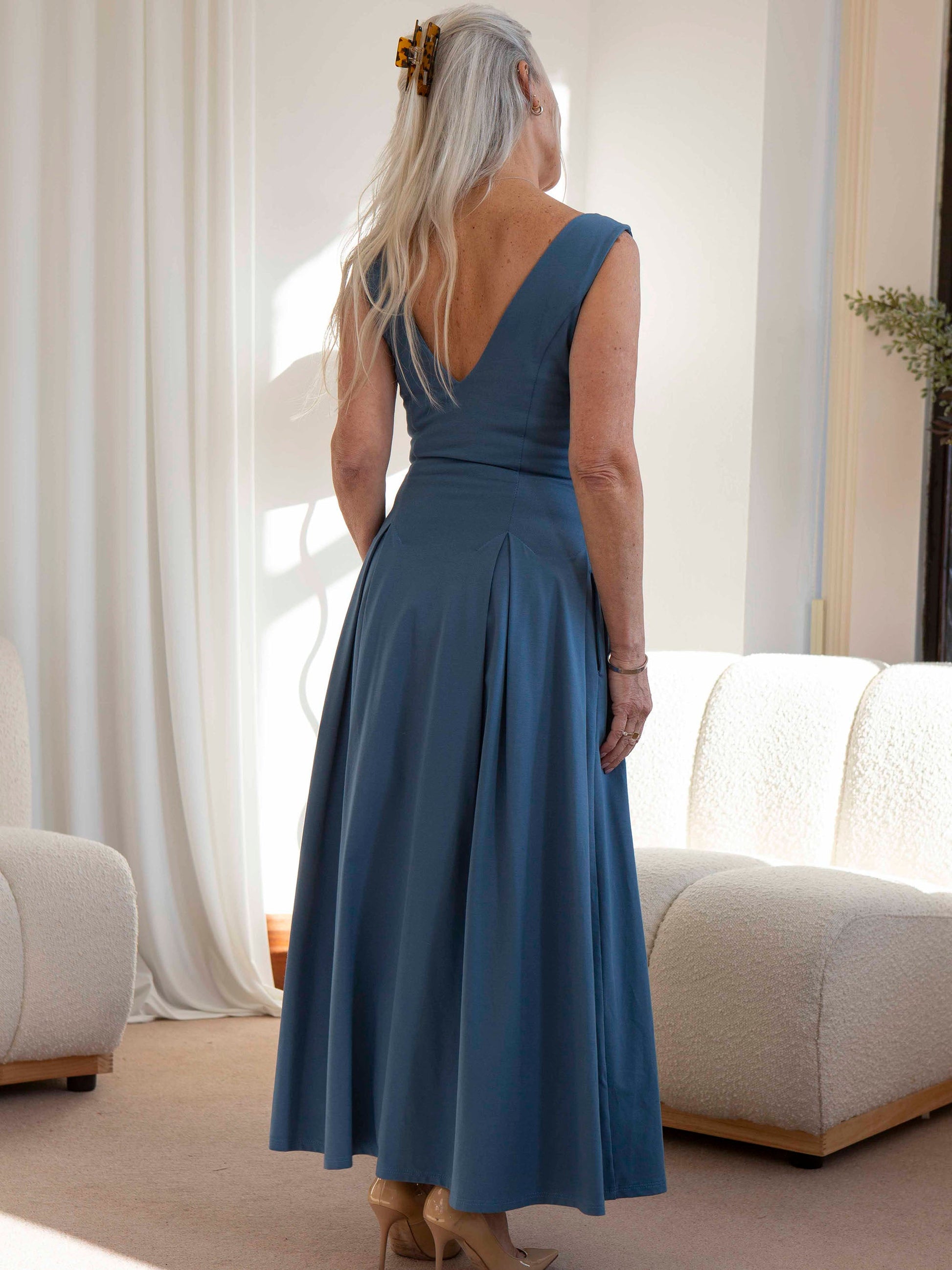 Chelsea Dress: Elegant, Flattering & Comfortable