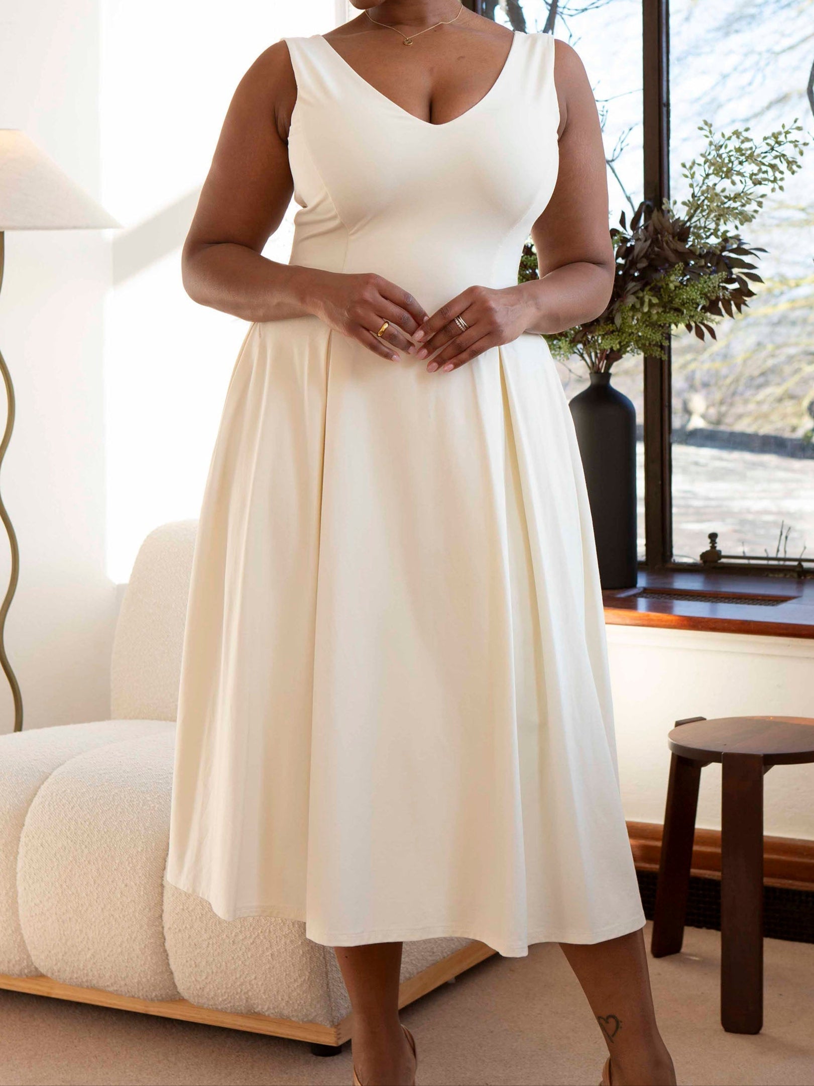 Chelsea Dress: Elegant, Flattering & Comfortable