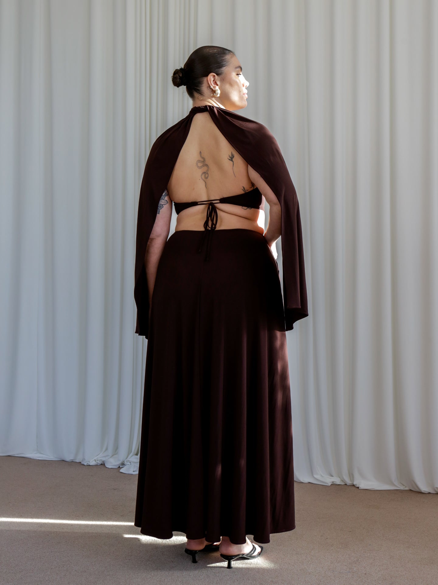 Echo Dress: Effortless Elegance & Timeless Style
