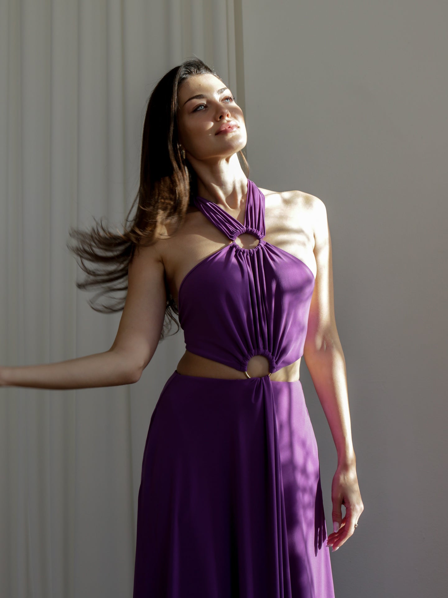 Echo Dress: Effortless Elegance & Timeless Style