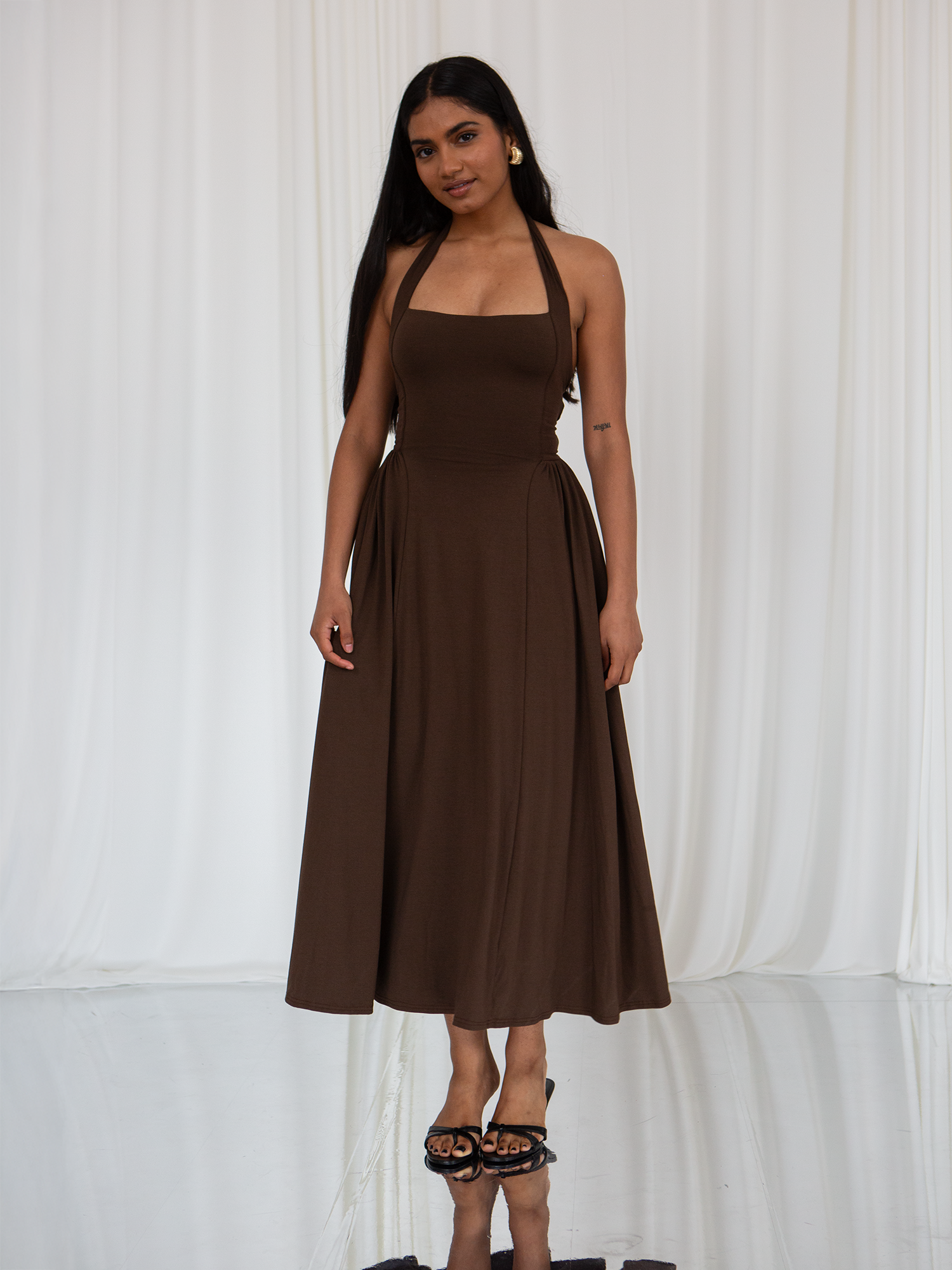 Elio Dress: Minimal Elegance & Perfect Fit
