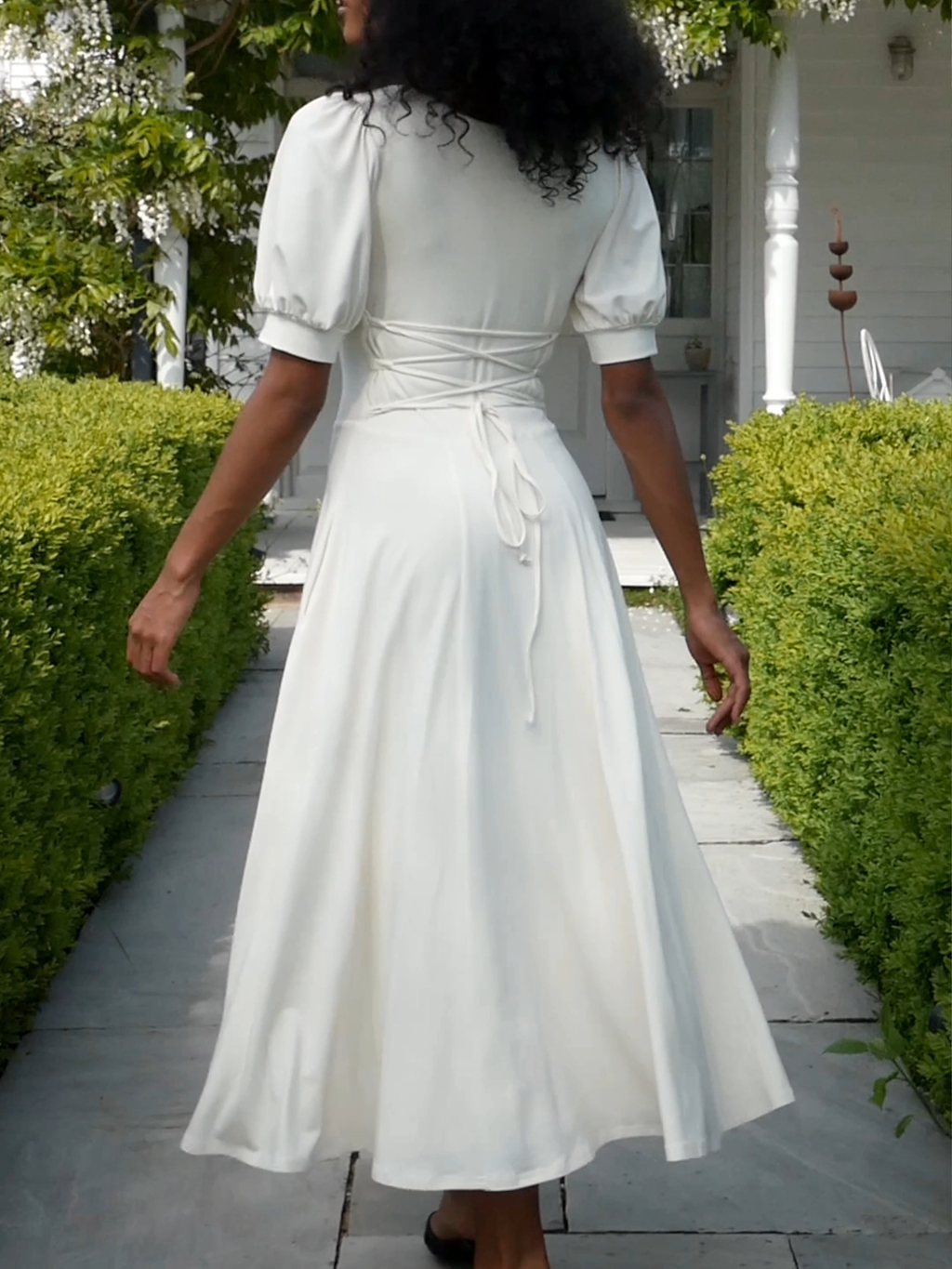 Elsie Dress: Elegant, Comfortable & Versatile Style