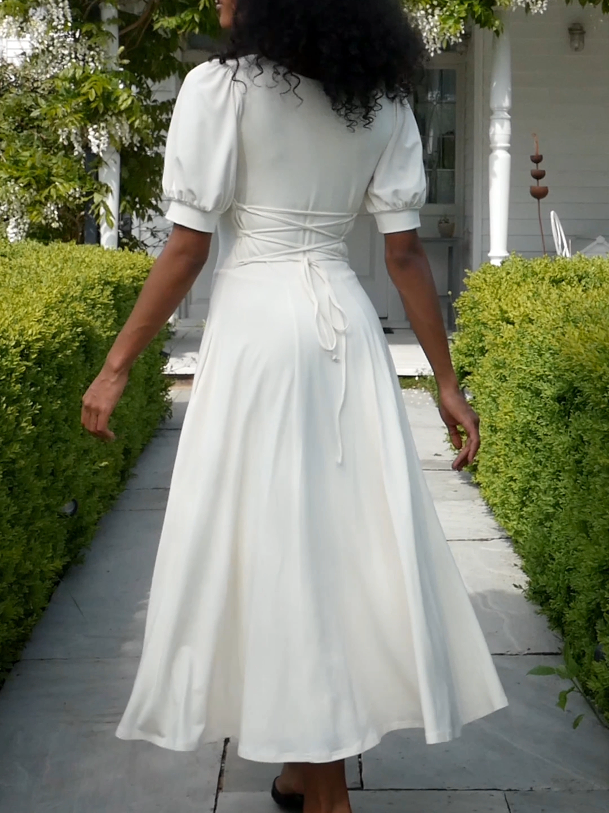 Elsie Dress: Elegant, Comfortable & Versatile Style