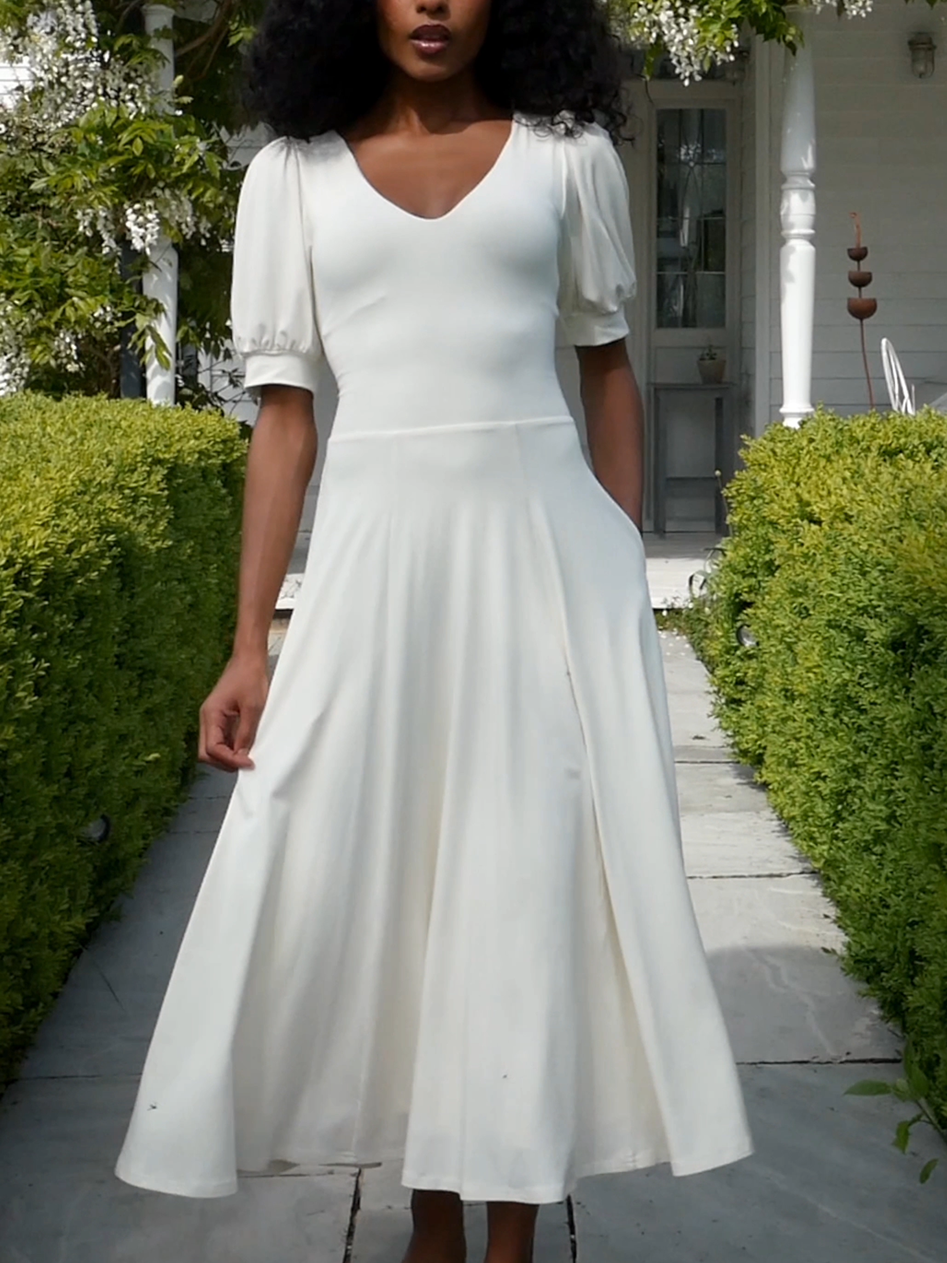 Elsie Dress: Elegant, Comfortable & Versatile Style