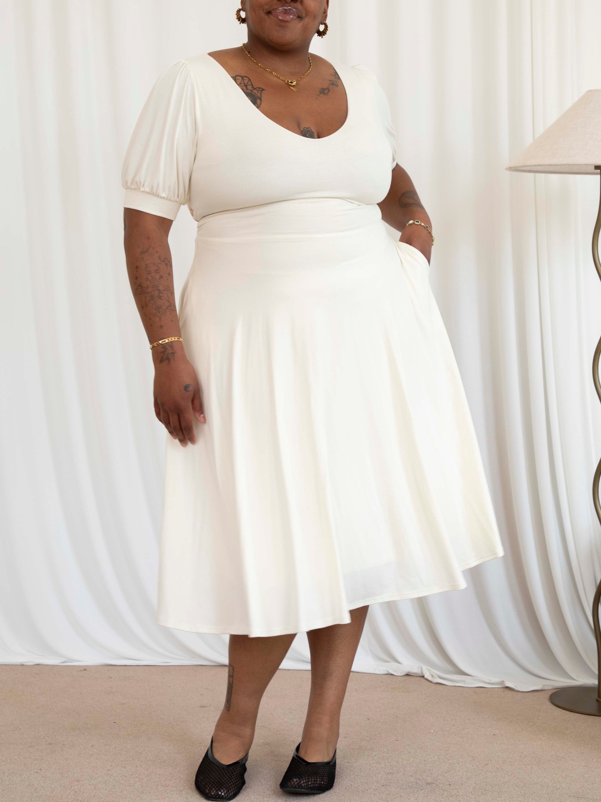 Elsie Dress: Elegant, Comfortable & Versatile Style