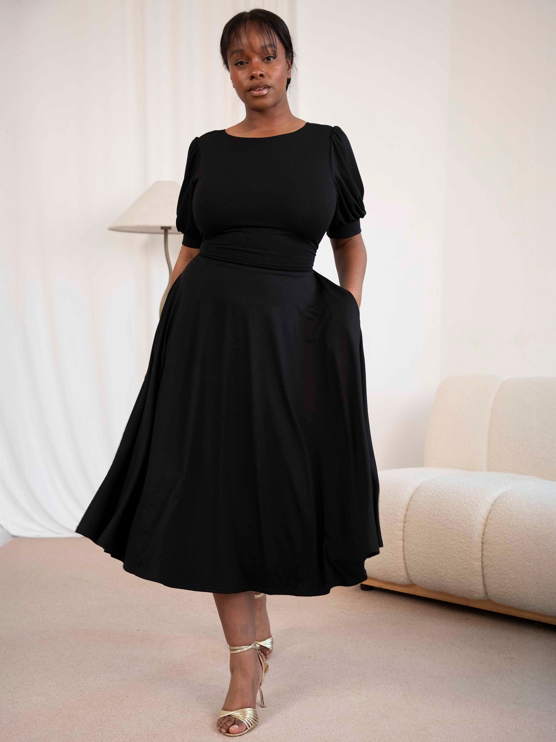 Elsie Dress: Elegant, Comfortable & Versatile Style