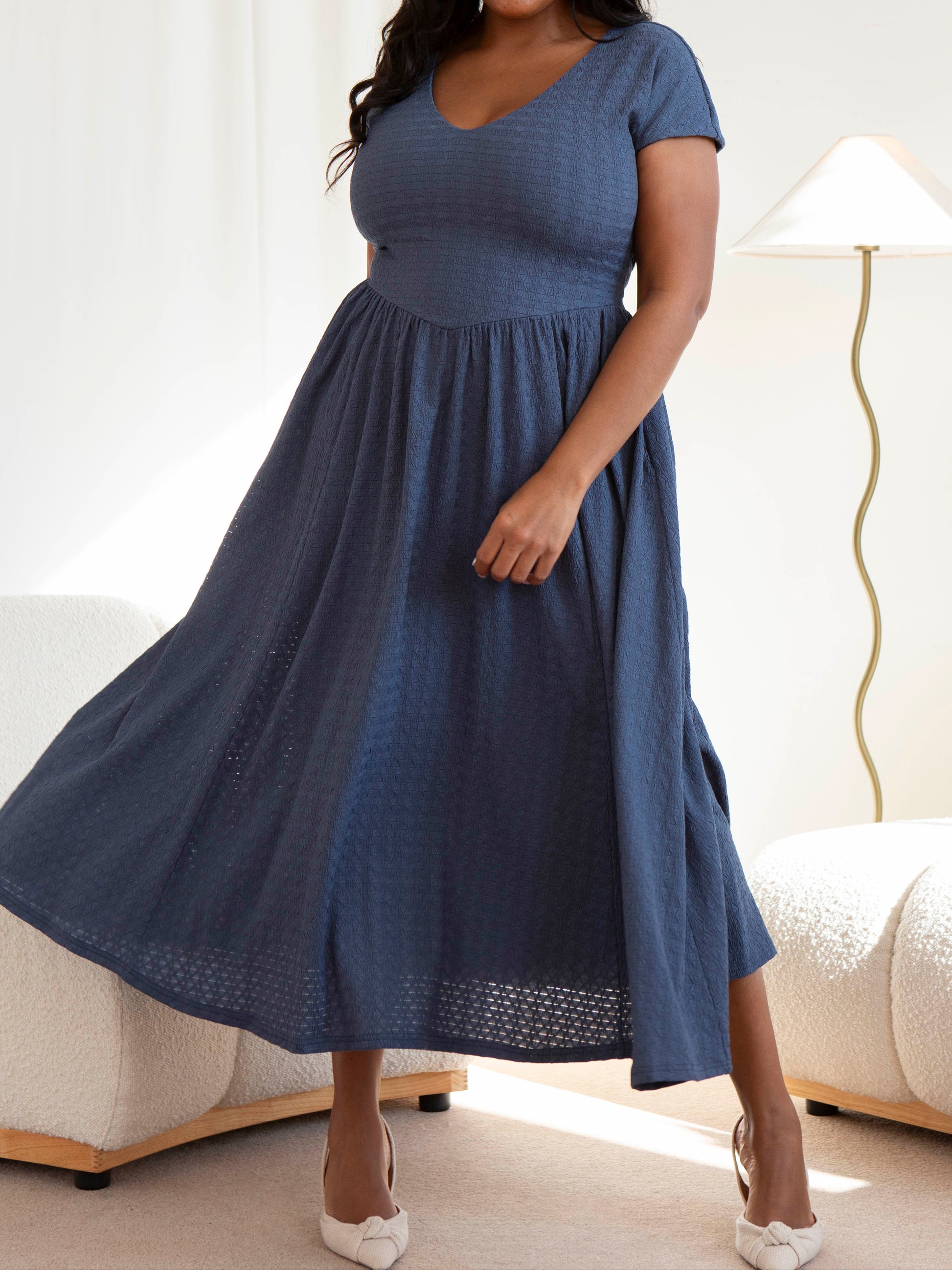 Georgia Dress: Sculpting Style & Versatility