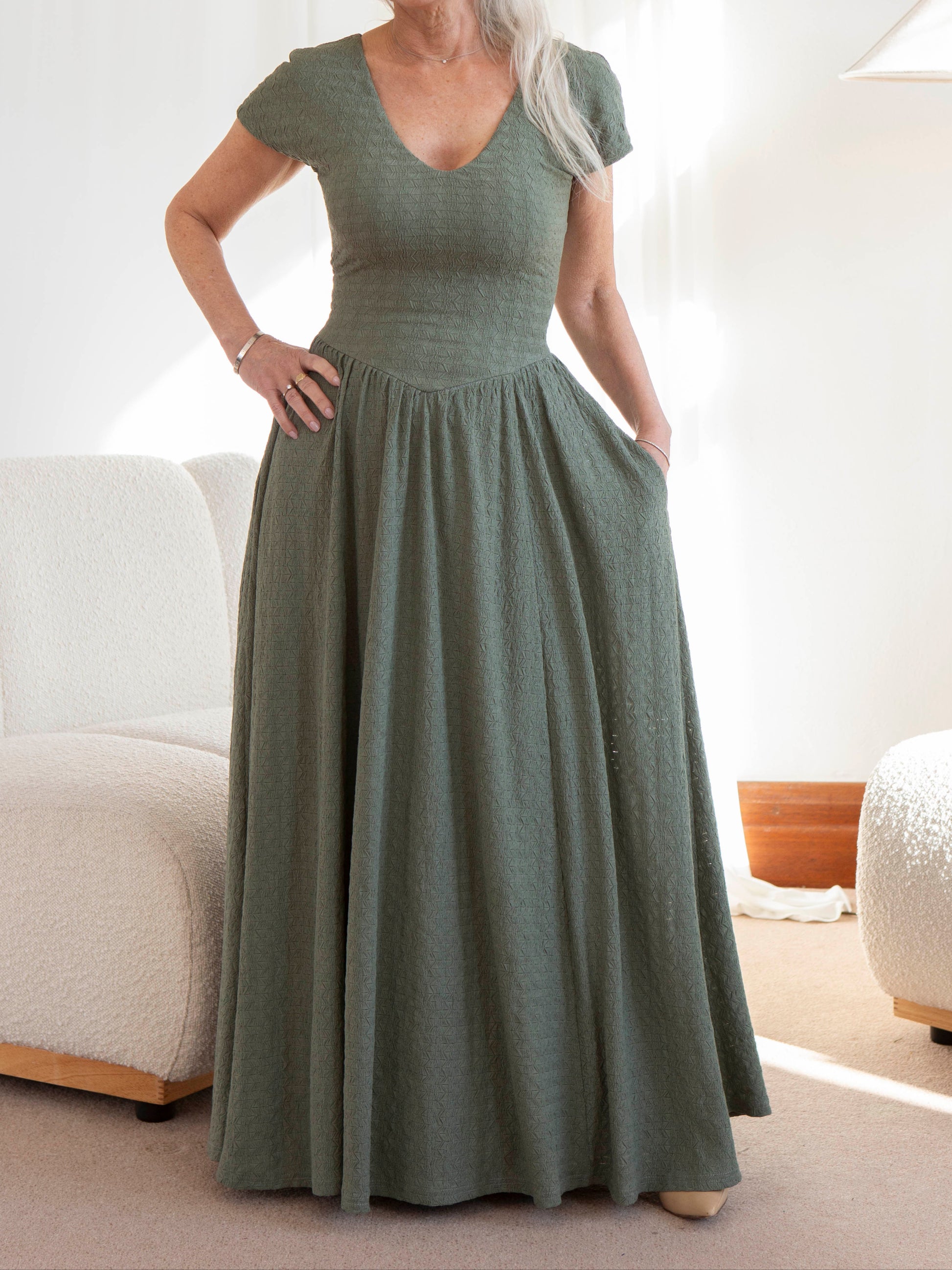 Georgia Dress: Sculpting Style & Versatility