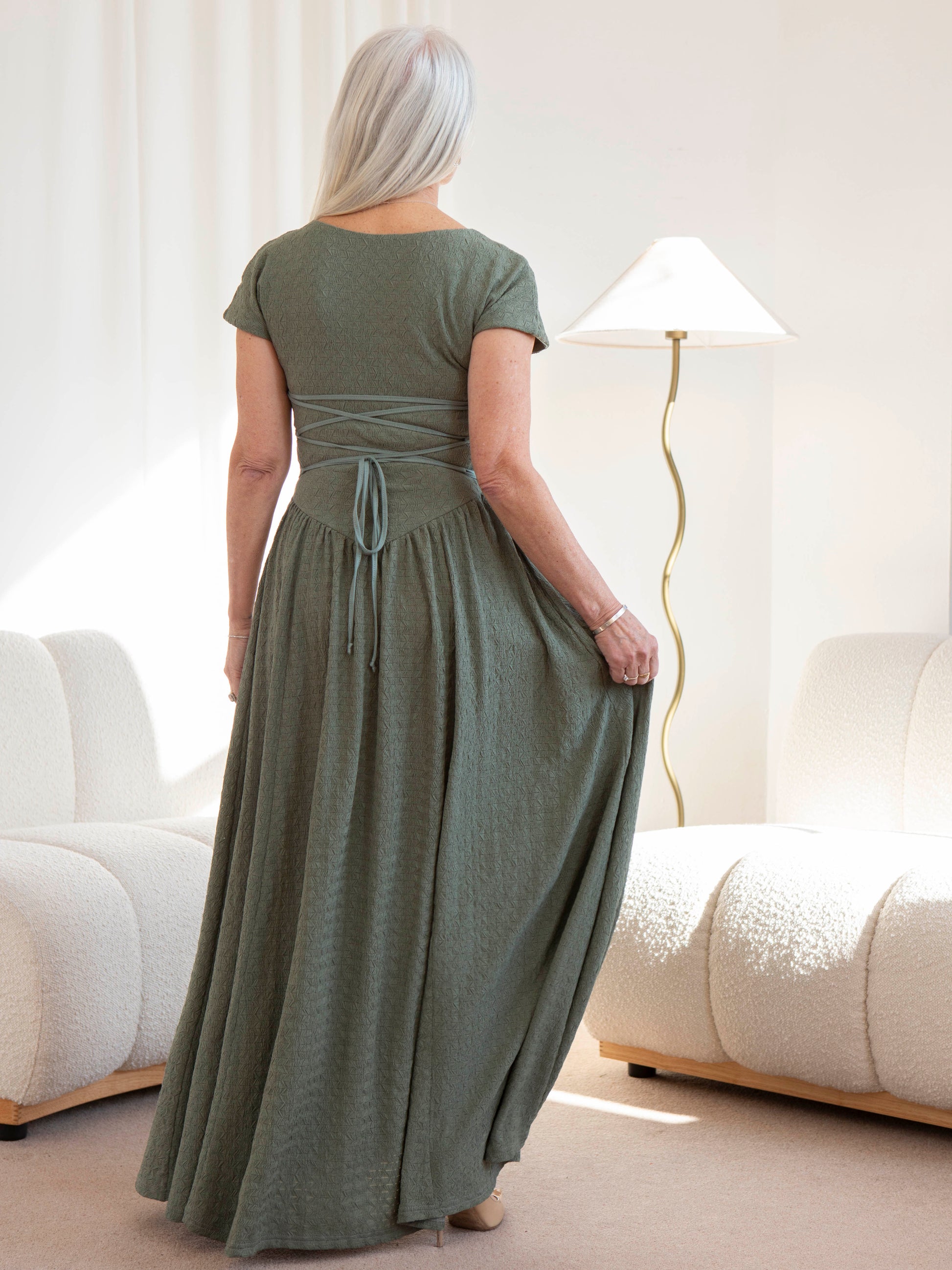 Georgia Dress: Sculpting Style & Versatility