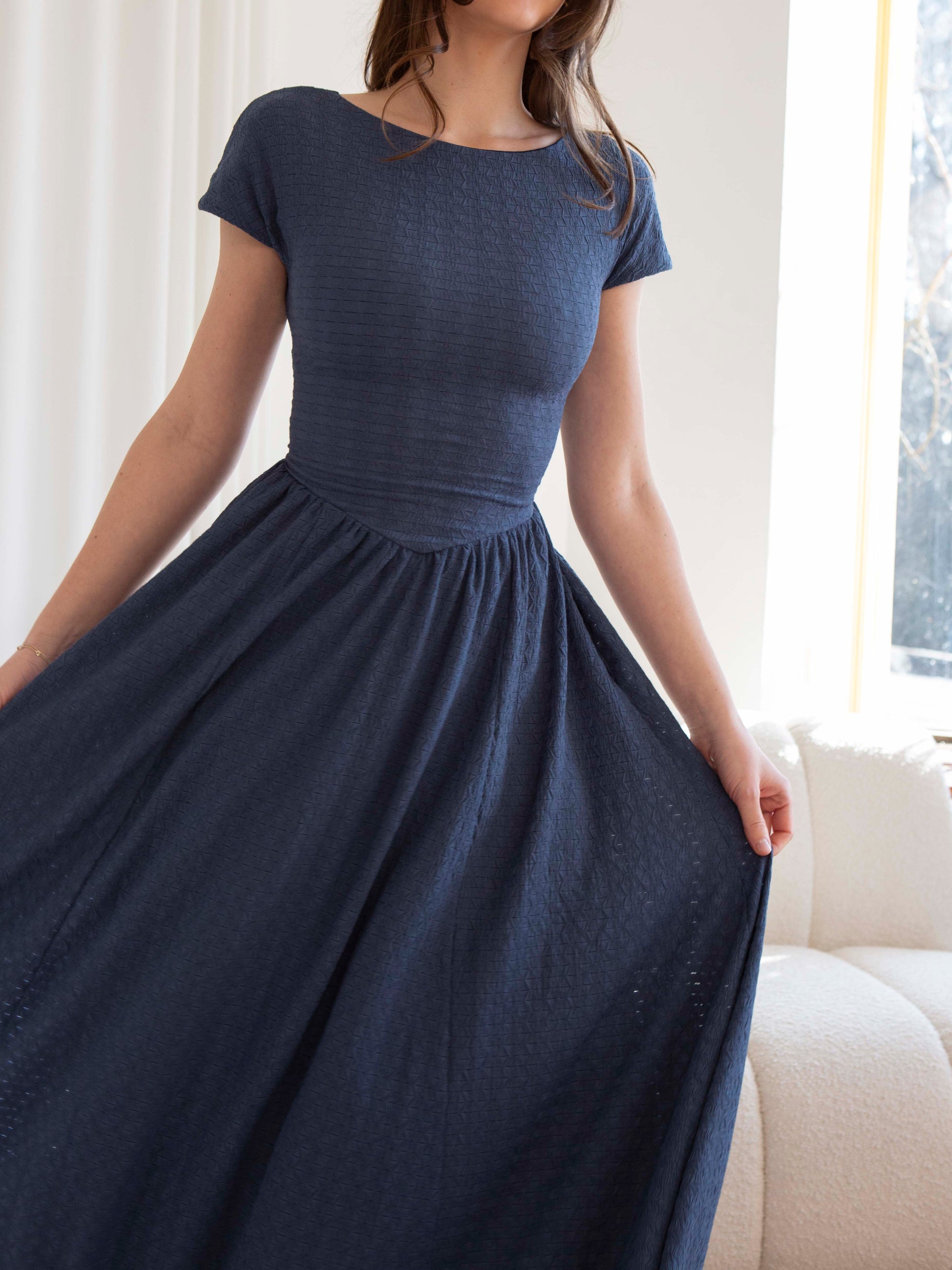 Georgia Dress: Sculpting Style & Versatility