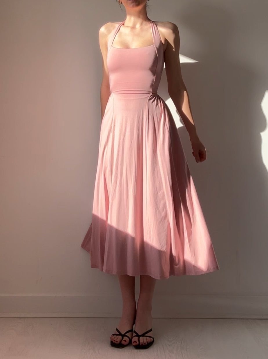 Elio Dress: Minimal Elegance & Perfect Fit