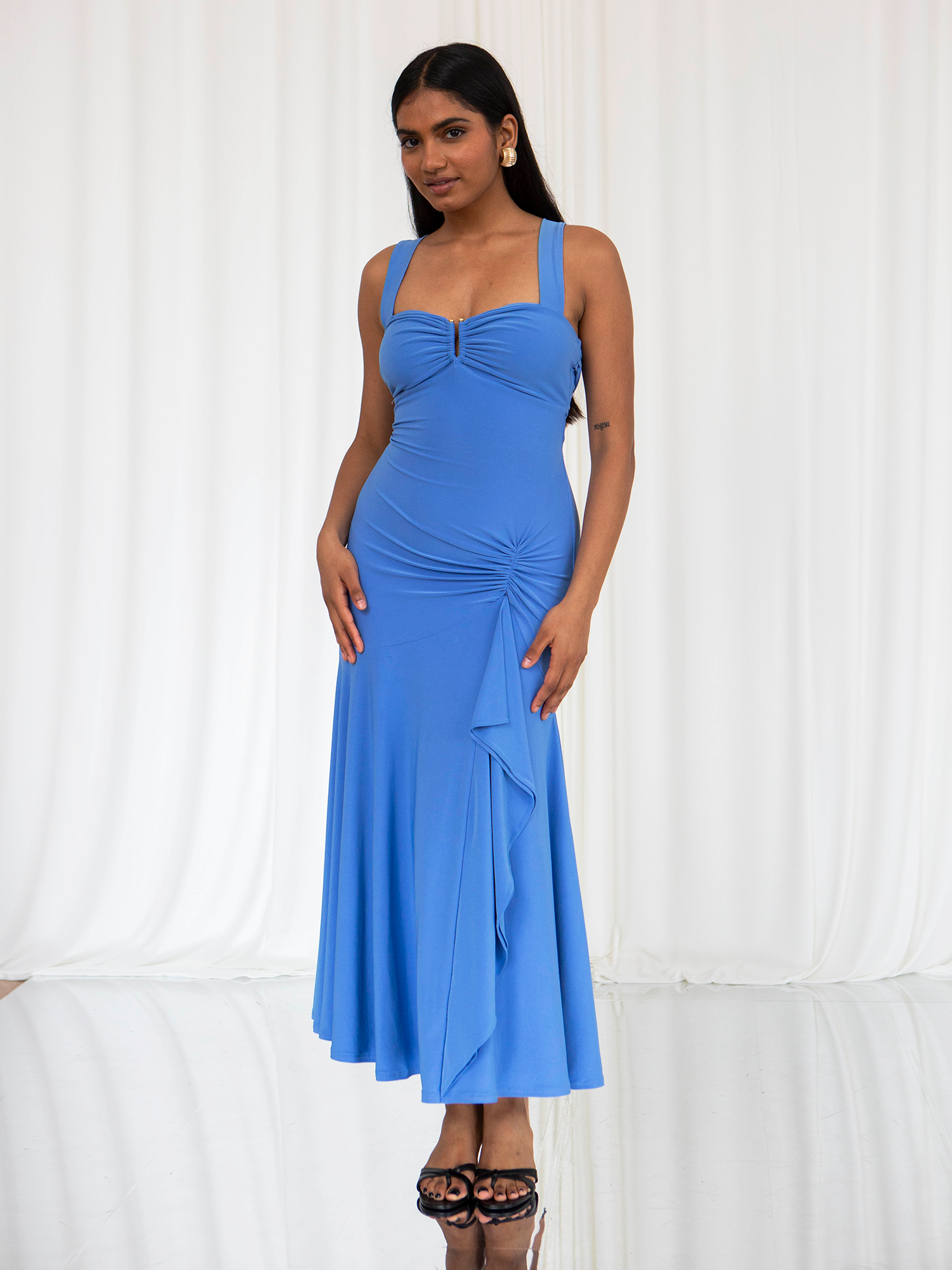 Ives Dress: Vintage Elegance & Sustainable Style