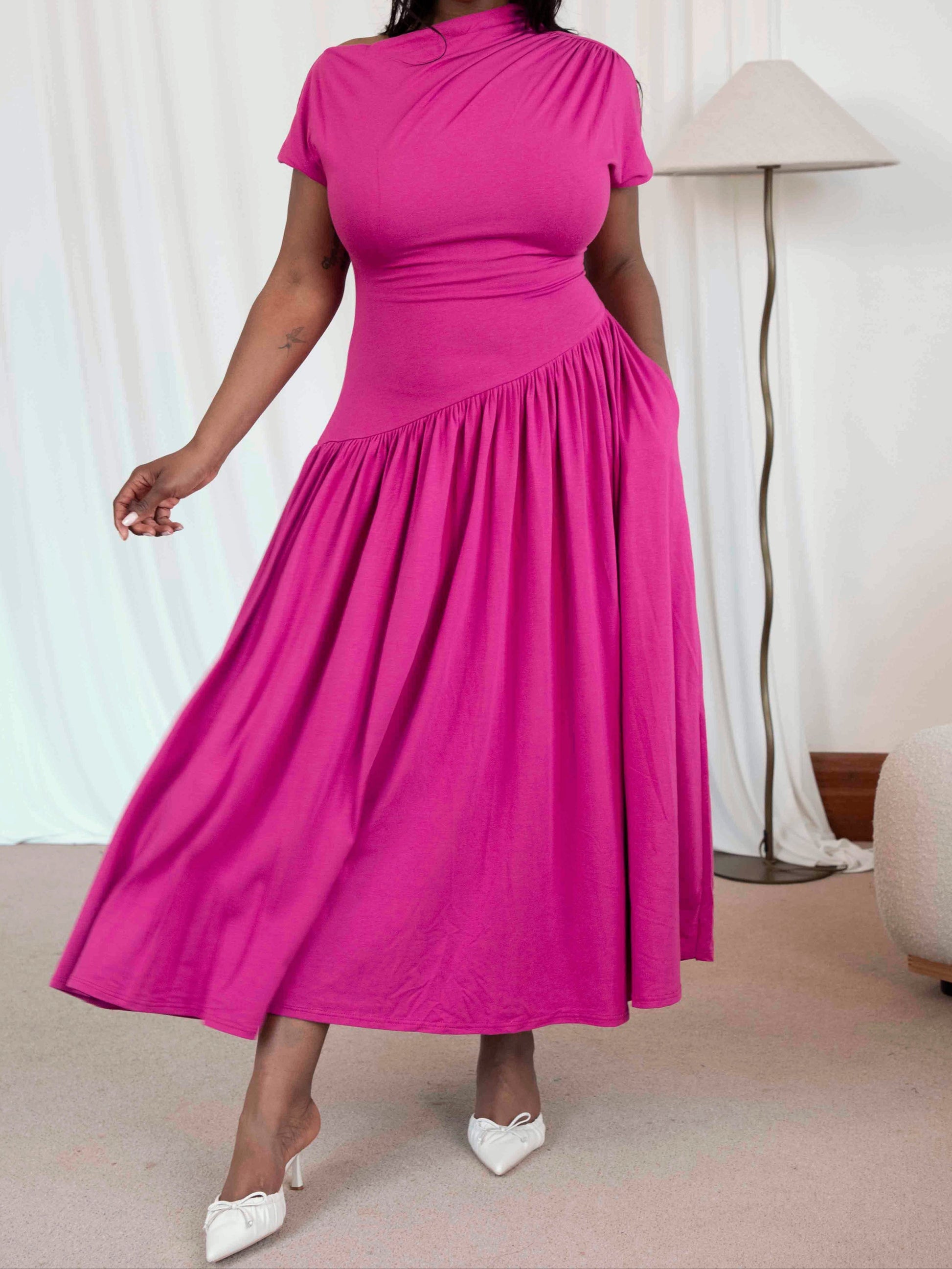 Lily Maxi Dress: Elegant & Flowy Stretch Jersey Gown