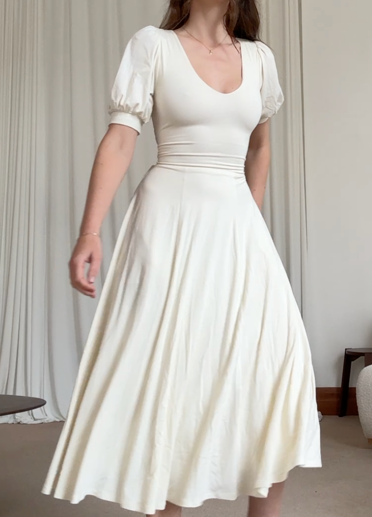 Elsie Dress: Elegant, Comfortable & Versatile Style